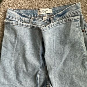 Abercrombie & Fitch Ultra High Rise Ankle Straight Jeans